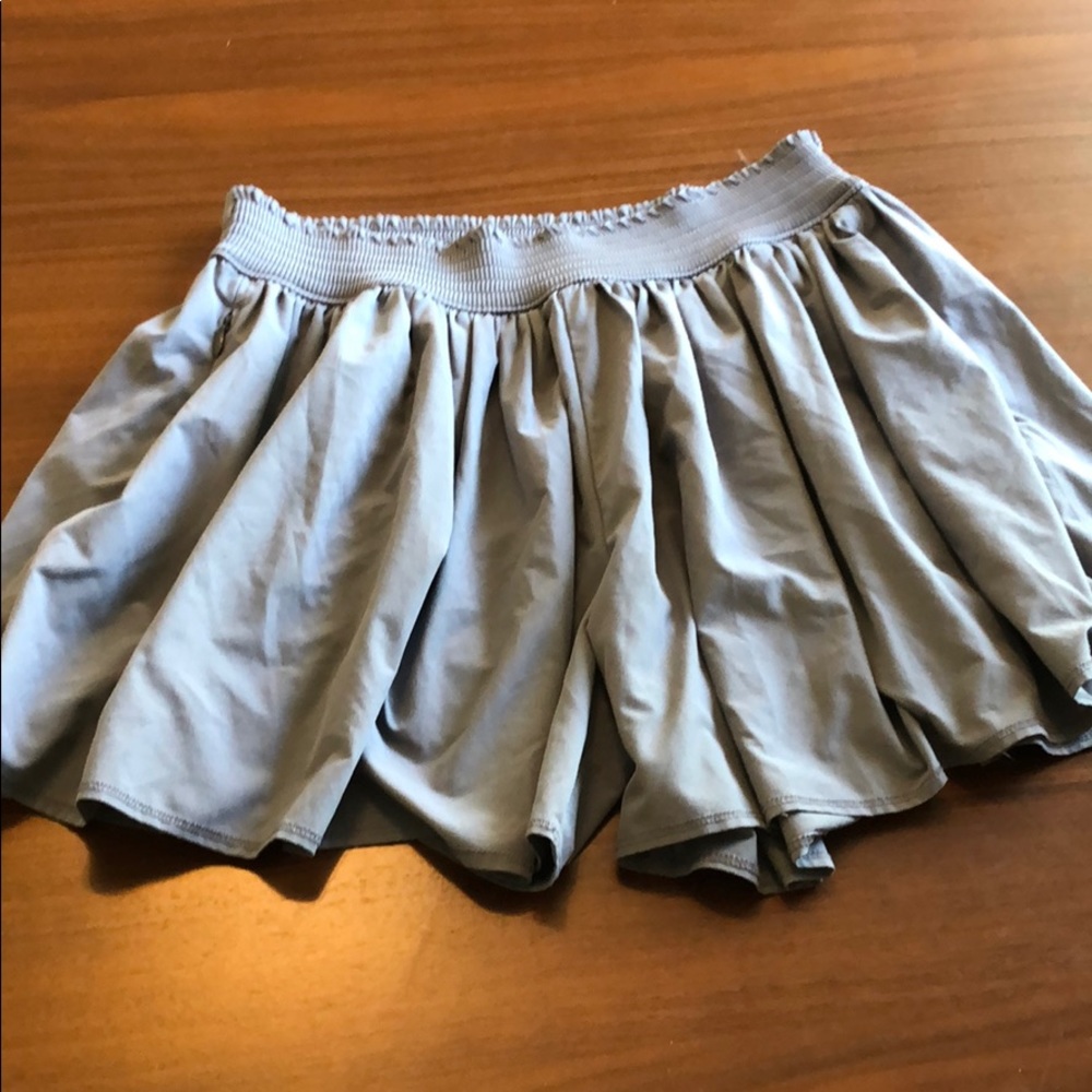 Athleta pleated shorts